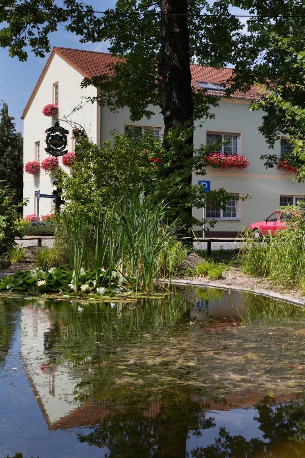 לוקנוואלדה Hotel & Gasthaus Zum Eichenkranz מראה חיצוני תמונה